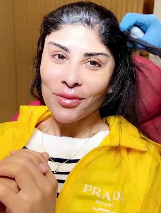 زارا البلوشي في أحدث ظهور بعد عملية التجميل