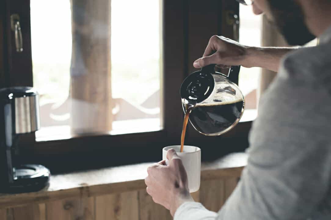 شرب ثلاثة أكواب من القهوة يوميًا قد يخفض ضغط الدم..دراسة حديثة تكشف شرب ثلاثة أكواب من القهوة يوميًا قد يخفض ضغط الدم..دراسة حديثة تكشف watanserb.com