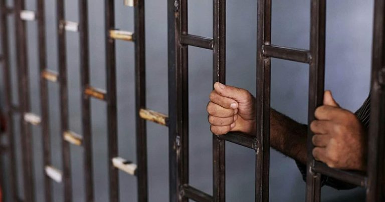 الكويت.. حكم نهائي يسدل الستار على قضية قاتل شقيقه تحت تأثير المخدرات قضية قاتل شقيقه تحت تأثير المخدرات watanserb.com