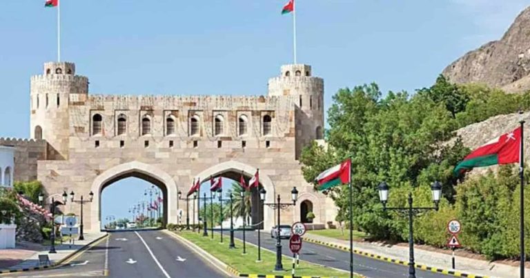 القطع الأثرية في سلطنة عمان watanserb.com