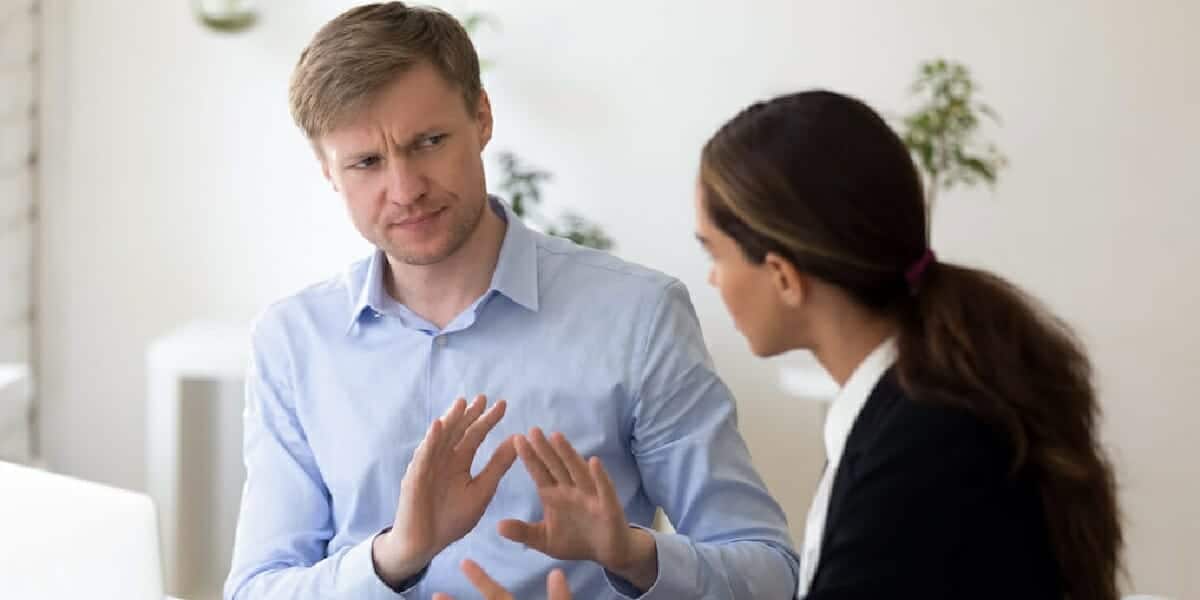 أشياء تحتاج إلى معرفتها قبل مقابلة العمل