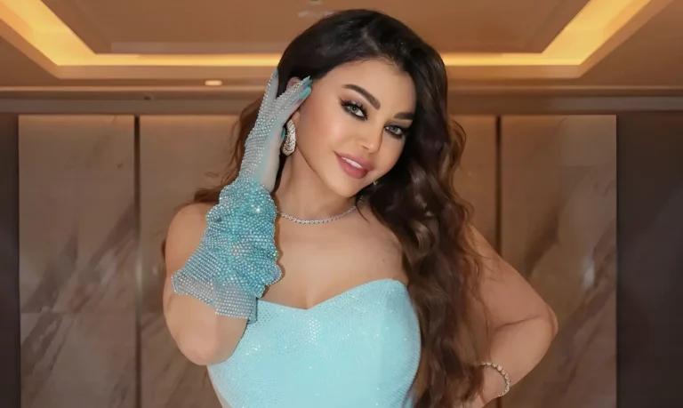 رقص هيفاء وهبي بشكل مثير يستفز الجمهور.. "ما بقى ينفعها الوجه ركزت عالخلفية" (فيديو)! watanserb.com