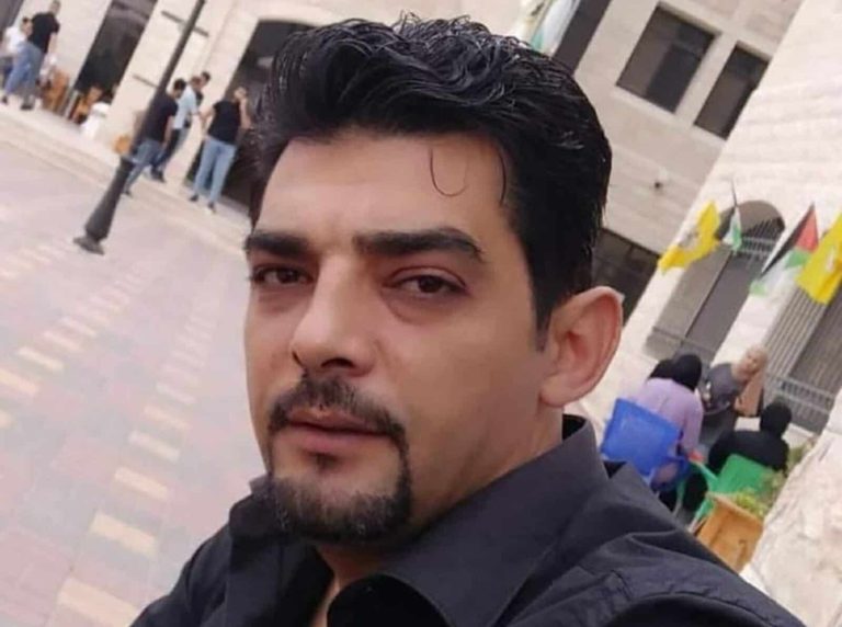 غدر من المسافة صفر.. هكذا أعدم الاحتلال الشهيد أحمد يعقوب طه (فيديو) إعدام أحمد يعقوب طه watanserb.com