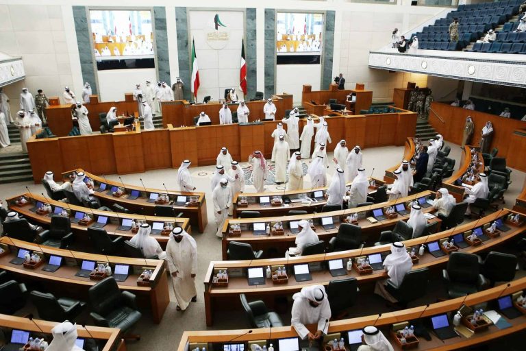ازمة الحكومة الكويتية watanserb.com