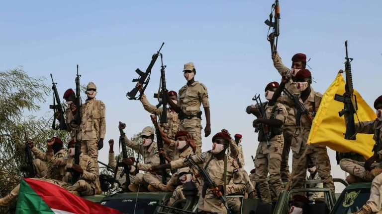 القوات المسلحة وقوات الدعم السريع watanserb.com