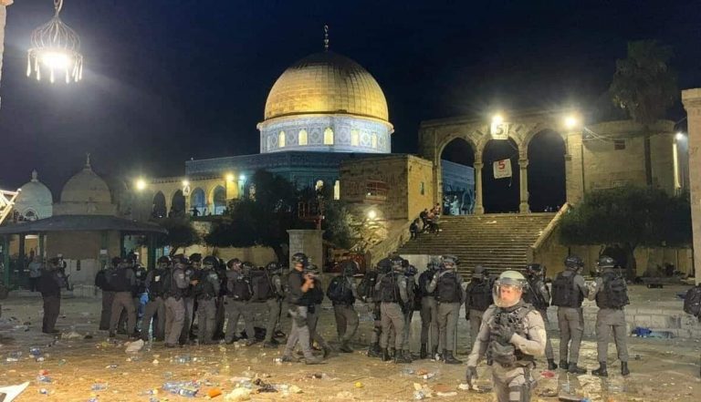 اقتحام المسجد الأقصى watanserb.com