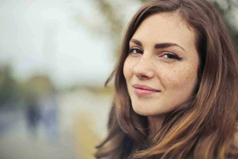 13 عبارة استخدامها يوميًا يدلّ على أن ذكاءك العاطفي أعلى من معظم الناس التواصل من خلال الذكاء العاطفي watanserb.com