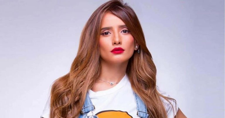 الممثلة المصرية زينة watanserb.com