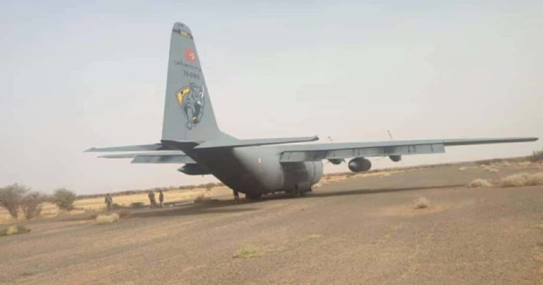 طائرة عسكرية تركيةتتعرض لإطلاق نار في السودان watanserb.com