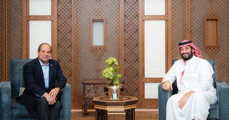 استمالة مصر قبل خلاف سعودي-إماراتي محتمَل.. الكشف عن أجندة استدعاء السيسي المفاجئ للسعودية! كشف خالد الجبري عن أجندة استدعاء السيسي watanserb.com