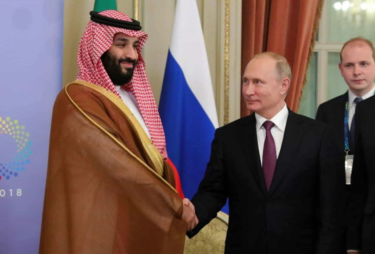 بـ”التودد مع بوتين”.. شراكة طاقة تثير غضبا أمريكيا من محمد بن سلمان محمد بن سلمان وبوتين watanserb.com