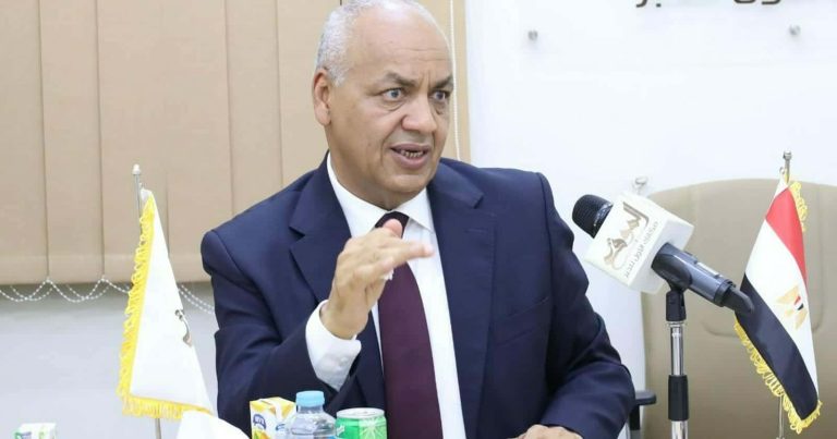 تغريدات نارية من مصطفى بكري بعد احتجاز جنود مصريين في السودان ورسالة لحميدتي احتجاز جنود مصريين في السودان watanserb.com
