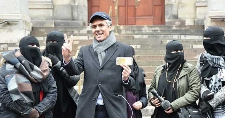 مغادرة رشيد نكاز الجزائر watanserb.com