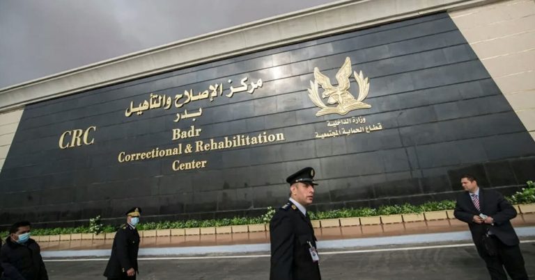 نظام السيسي يدفع بمعتقلي الرأي للانتحار watanserb.com