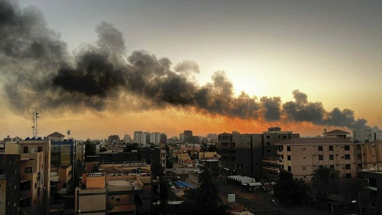 نفي لصحة خبر استهداف لموكب البعثة الدبلوماسية القطرية في السودان watanserb.com