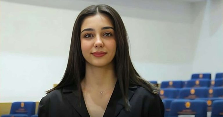 أصغر مرشحة للبرلمان في تركيا watanserb.com