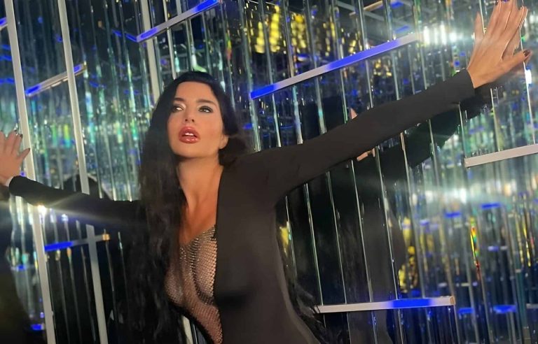 لاميتا فرنجية بدون ملابس في المالديف والجمهور: "وين زوجها"! (فيديو) watanserb.com