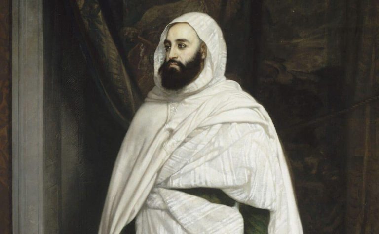 تمثال الأمير عبد القادر يُشعل جدلا في الجزائر.. من هو "قاهر الاستعمار" الذي يعشقه الجزائريون؟ watanserb.com