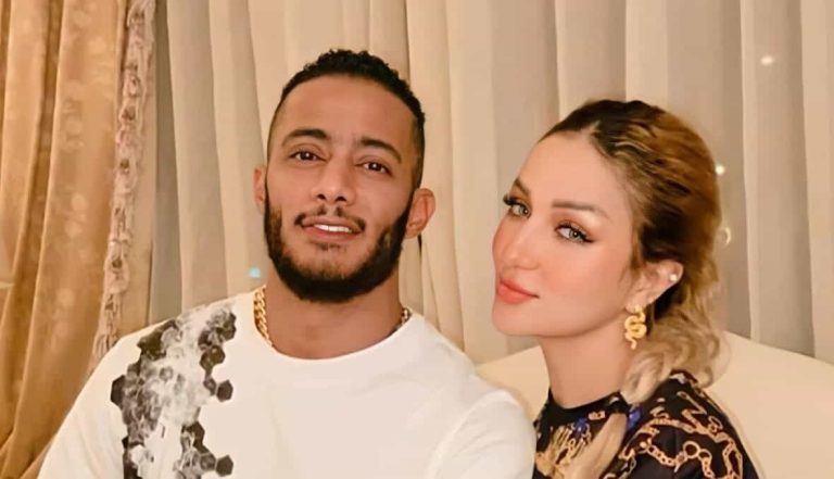 زوجة محمد رمضان في صورة رومانسية معه .. نظراتها له “حكاية” (شاهد) نسرين السيد عبد الفتاح زوجة محمد رمضان watanserb.com