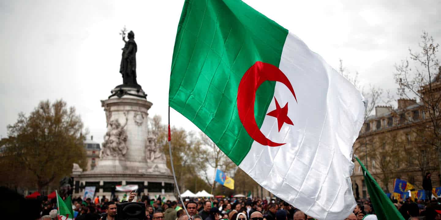 الجزائر