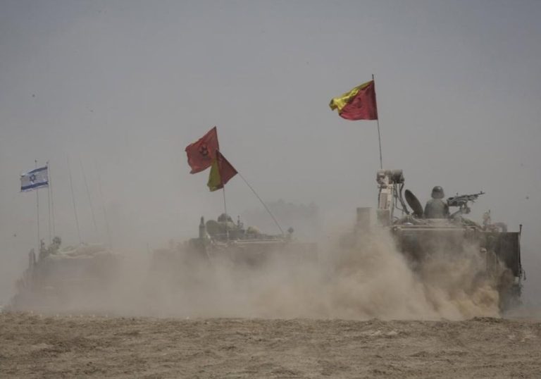 الجيش المغربي يقصف غزة watanserb.com