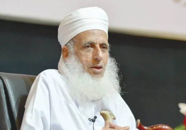 لماذا تقدم مفتي عُمان بجزيل الشكر لـ “الإمارة الإسلامية في أفغانستان”؟ لماذا تقدم مفتي عُمان بجزيل الشكر لـ "الإمارة الإسلامية في أفغانستان"؟ watanserb.com