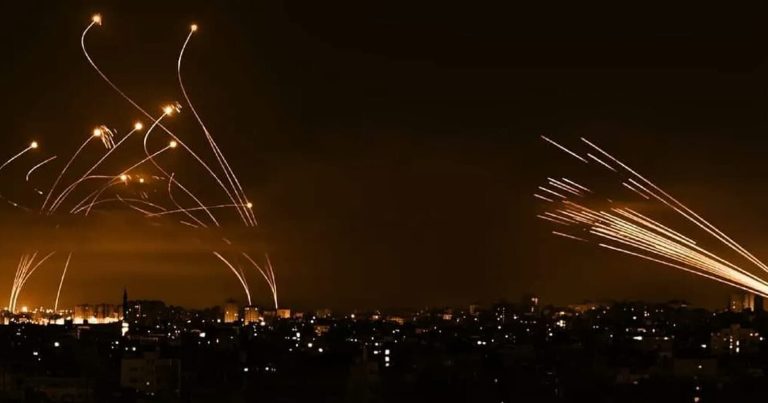كابوس لـ إسرائيل.. الصاروخ الواحد من المقاومة يكلف الاحتلال رقما فاحشا لصده المقاومة الفلسطينية تكبد الاحتلال خسائر اقتصادية فادحة watanserb.com
