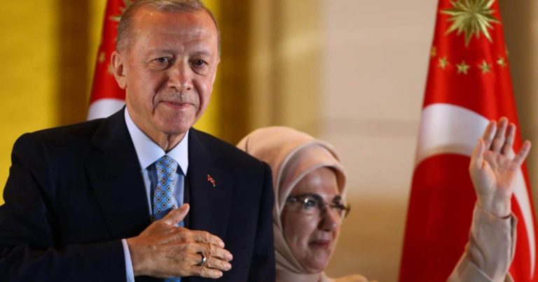 5 تحديات مُلحّة تنتظر أردوغان بعد فوزه بانتخابات الرئاسة.. كيف يتعامل معها؟ watanserb.com