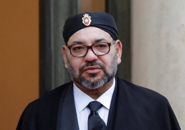 صحيفة تشيكية: الأزمة تختمر في المغرب ومحمد السادس لا يريد أن يحكم ويختفي مع كيك بوكسر! محمد السادس watanserb.com
