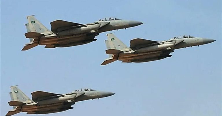 هجوم بالطيران على القصر الجمهوري watanserb.com
