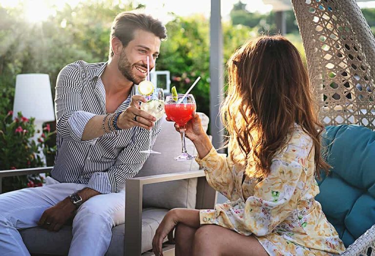 يخجل طلبها...أشياء يرغب الرجل من المرأة فعلها watanserb.com serbapp.com