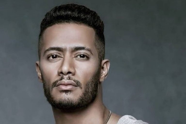 محمد رمضان يحقق أمنية رجل فقير استغاث به..طالبه بأمر عجز عن تحقيقه طيلة عمره! (شاهد) watanserb.com