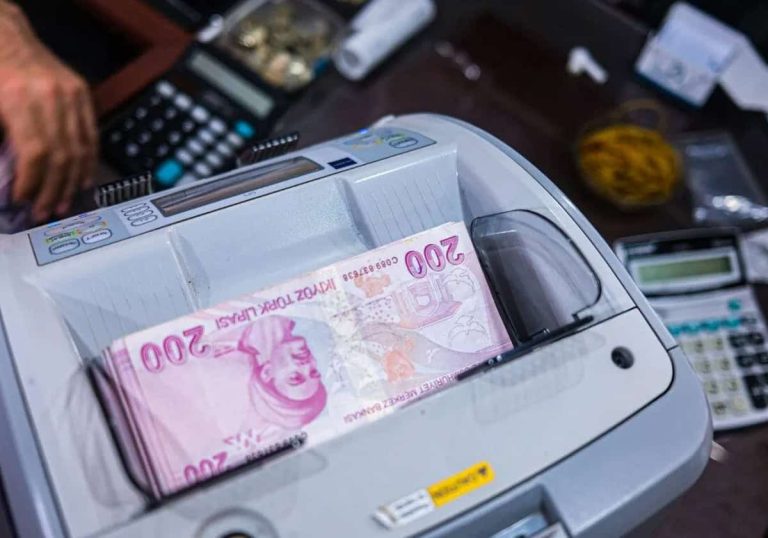 تفاصيل أكبر عملية تزوير عملة في تاريخ تركيا برقم لا يصدق وجنسيات الجناة تفاصيل أكبر عملية تزوير عملة في تاريخ تركيا برقم لا يصدق وجنسيات الجناة