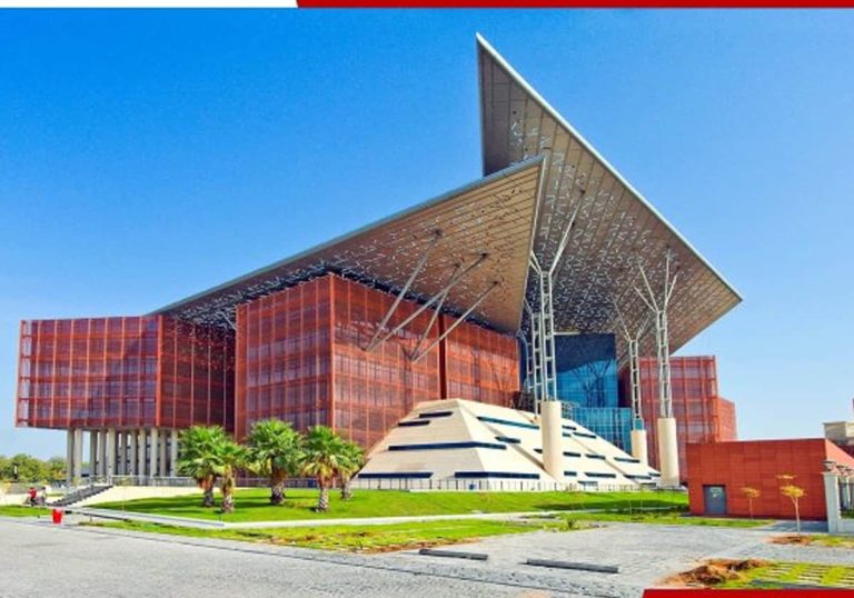 الإمارات تعتقل مقيمة عربية بتهمة إثارة الرأي العام على مواقع التواصل watanserb.com