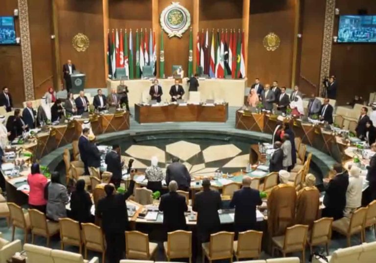 بطلب أردني.. البرلمان العربي يقرأ الفاتحة على روح الشهيد محمد صلاح بطلب أردني.. البرلمان العربي يقرأ الفاتحة على روح الشهيد محمد صلاح