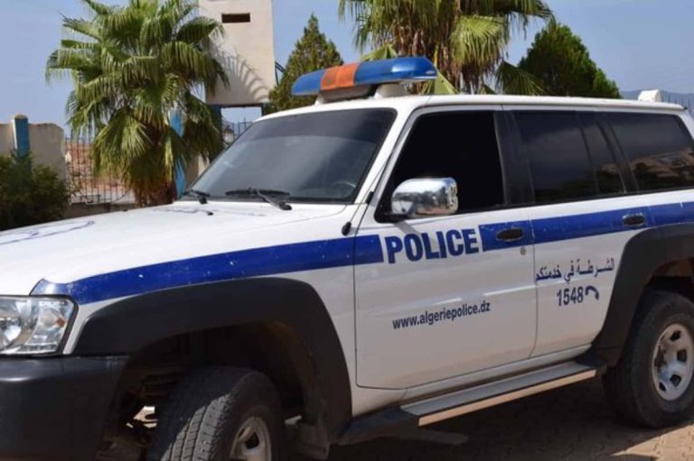 الجزائر.. أستاذ جامعي ضبط “بالجرم المشهود” وجريمة مُخلة الشرطة الجزائرية