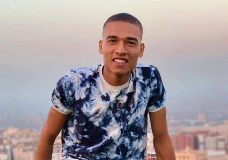 الجندي محمد صلاح أصبح “بطلا” في الشارع المصري.. قناة إسرائيلية تؤكد ما نفاه إعلام السيسي الجندي محمد صلاح أصبح "بطلا" في الشارع المصري.. قناة إسرائيلية تؤكد ما نفاه إعلام السيسي