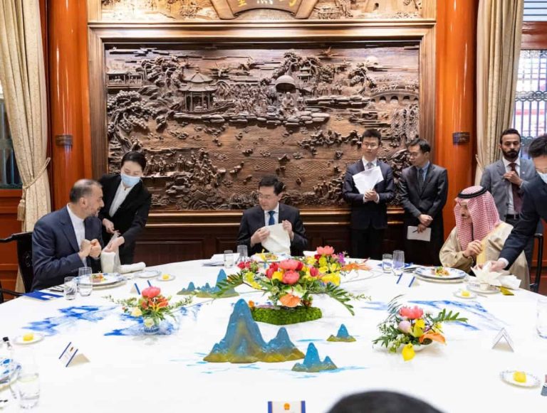 فوائد اقتصادية مشكوك فيها.. تقرير: خوف السعودية من الخبث الإيراني يقوض المصالحة المصالحة الإيرانية السعودية