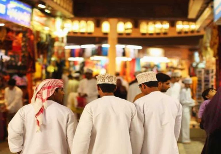 متاحة للعمانيين فقط.. ماذا يعني حظر السلطنة "الاستثمار الأجنبي" في هذه الأنشطة؟