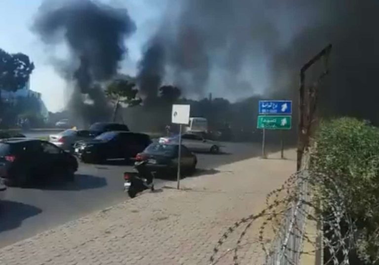 "الموت للسعودية".. شغب في لبنان وقطع طرق بسبب حيدر سليم (فيديو)