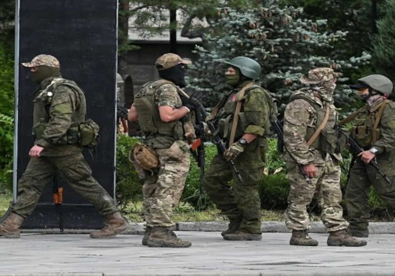 قطر تصدر بيانا بشأن التمرد المسلح على الجيش الروسي وانقلاب فاغنر قطر تصدر بيانا بشأن التمرد المسلح على الجيش الروسي وانقلاب فاغنر