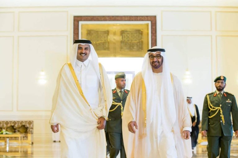 بعد صراع مرير.. قطر والإمارات تعلنان إعادة فتح السفارات بينهما محمد بن زايد وتميم بن حمد