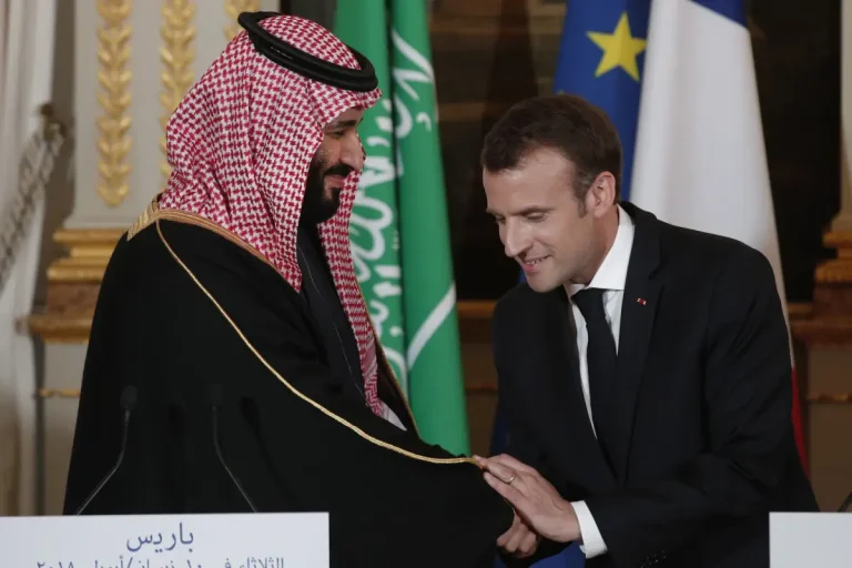 محمد بن سلمان وماكرون