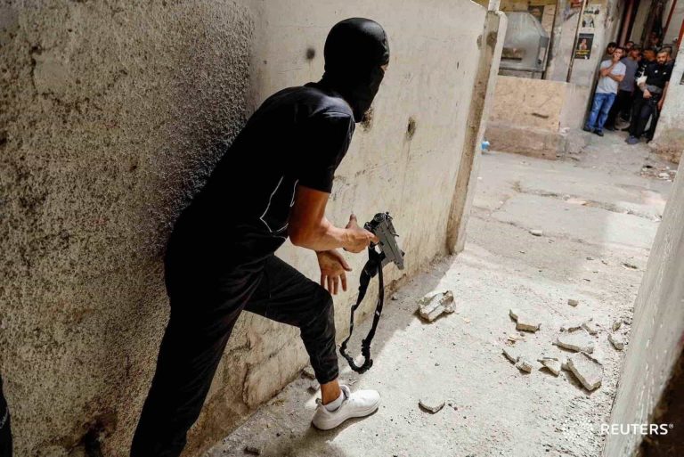 محاولة اغتيال المطارد عصام صلاج