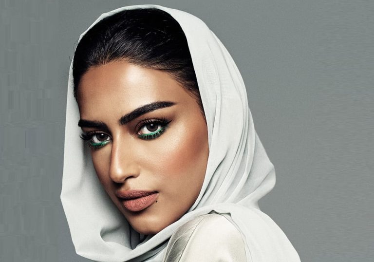 بعد إطلالاتها المحتشمة.. يارا النملة تثير جدلا بما قالته عن الحجاب