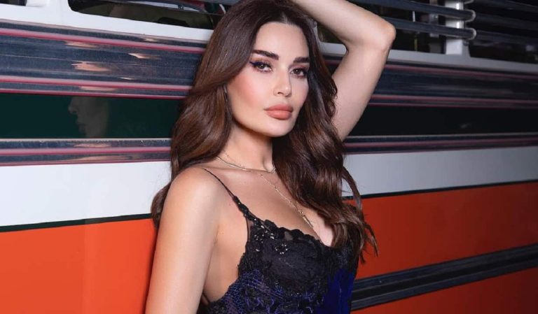 سيرين عبدالنور ترقص تحت أشعة الشمس وتدعو جمهورها لهذا الأمر (فيديو)