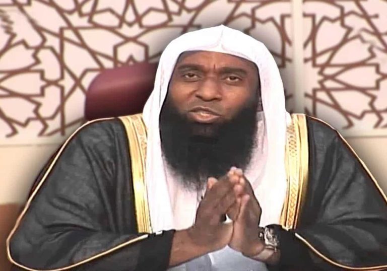 بدر المشاري.. فيديو للداعية السعودي المعتقل يوجه رسالة للحاكم الظالم بدر المشاري.. فيديو للداعية السعودي المعتقل يوجه رسالة للحاكم الظالم