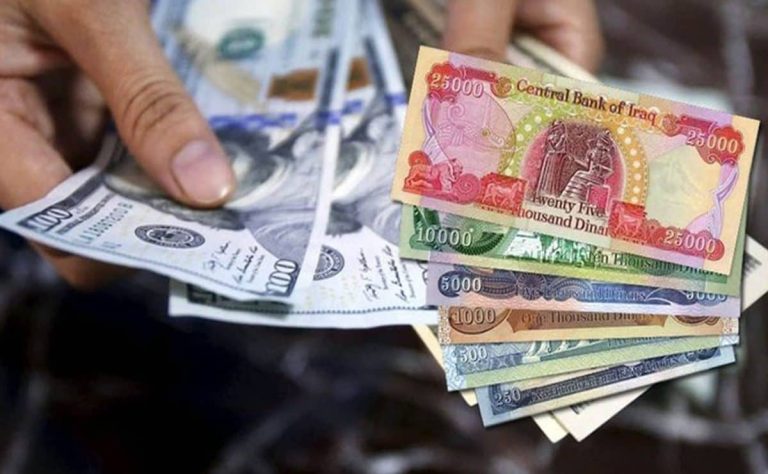 الدينار.. ما أسباب الانهيار الكبير الذي أصاب العملة العراقية وأثار الاحتجاجات؟