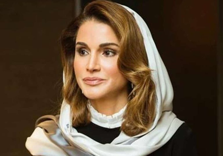 أتمنى دقيقة واحدة معه.. الملكة رانيا تتحدث عن وفاة والدها.. ما علاقة تويتر وتيك توك؟! (شاهد) أتمنى دقيقة واحدة معه.. الملكة رانيا تتحدث عن وفاة والدها.. ما علاقة تويتر وتيك توك
