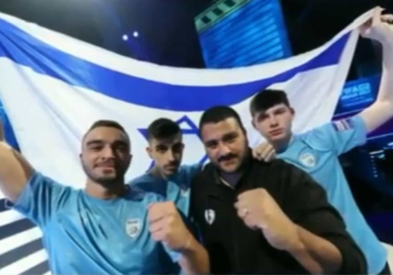 رفع علم إسرائيل في السعودية محتمل وحراسة شخصية لمنتخب الفيفا الإسرائيلي بالرياض رفع علم إسرائيل في السعودية محتمل وحراسة شخصية لمنتخب الفيفا الإسرائيلي بالرياض